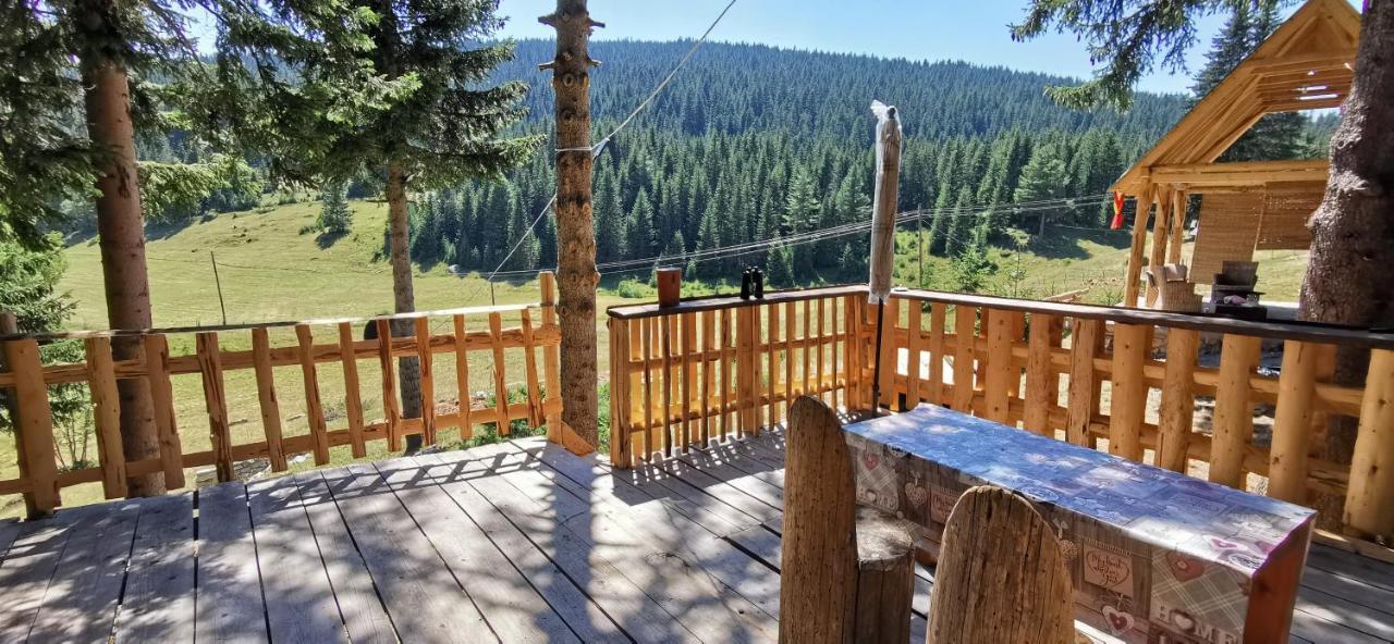 Pinetrees Lodge Plav Esterno foto